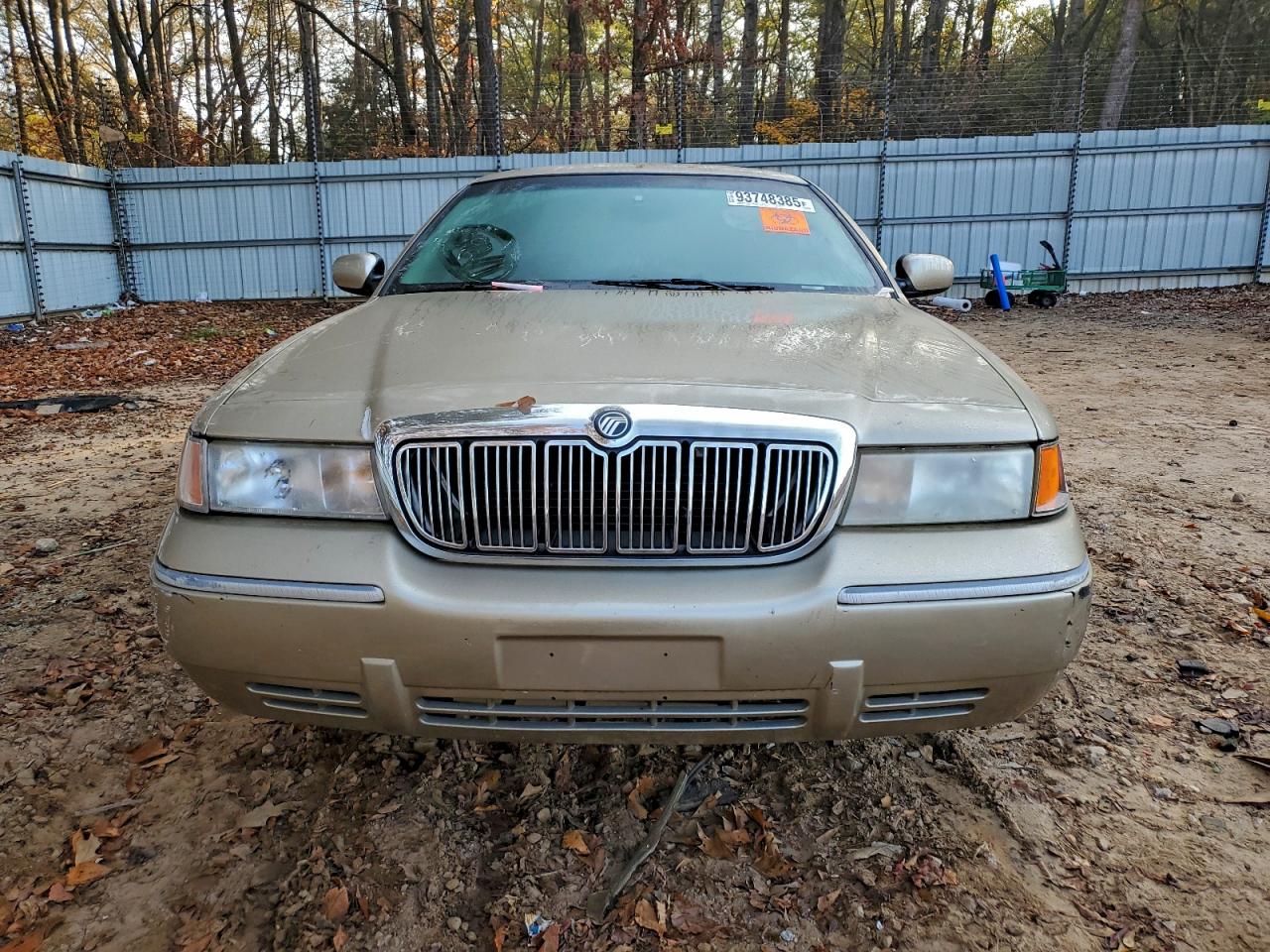 Lot #3304191937 2000 MERCURY GRAND MARQ