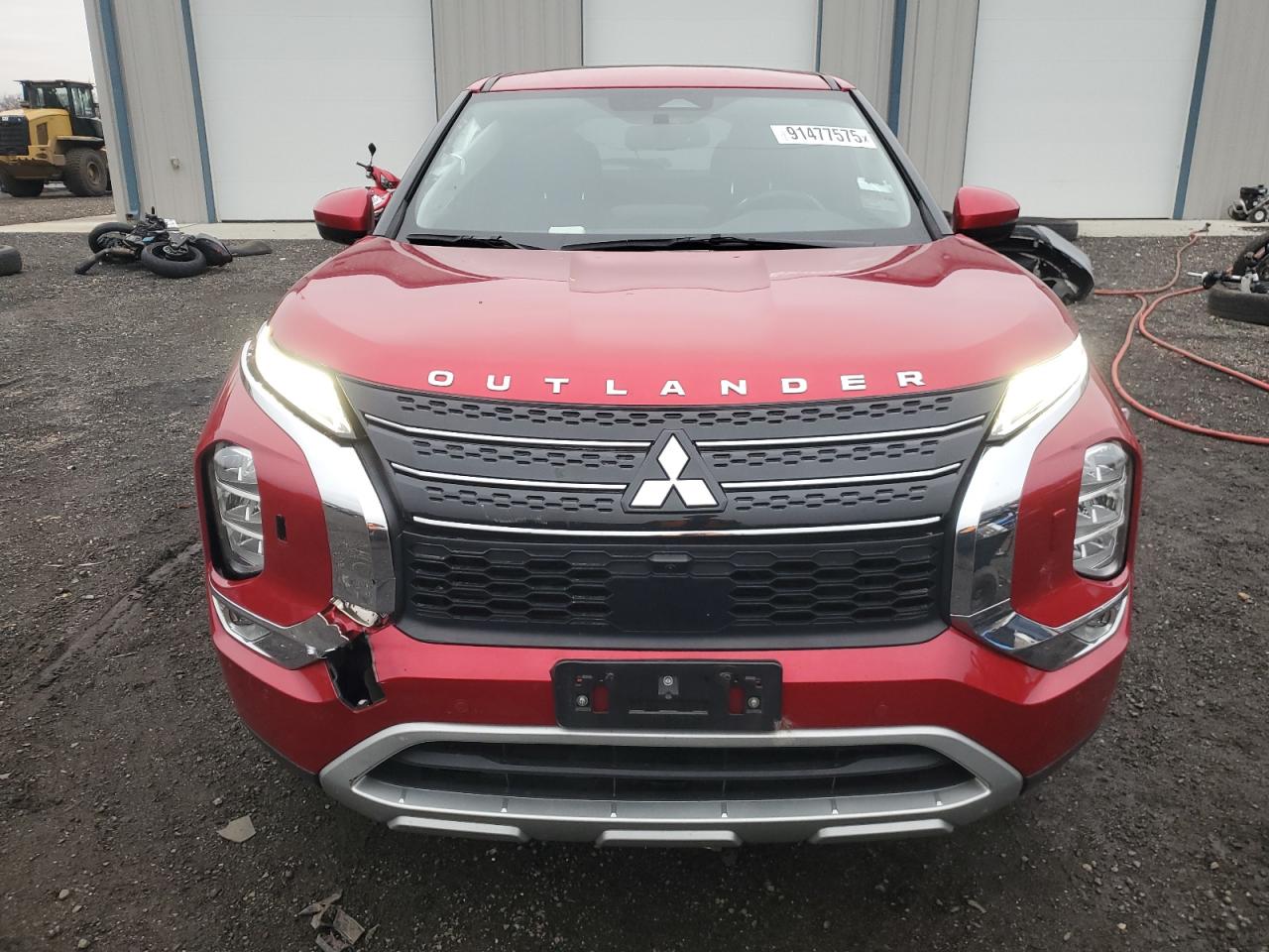 MITSUBISHI OUTLANDER SE