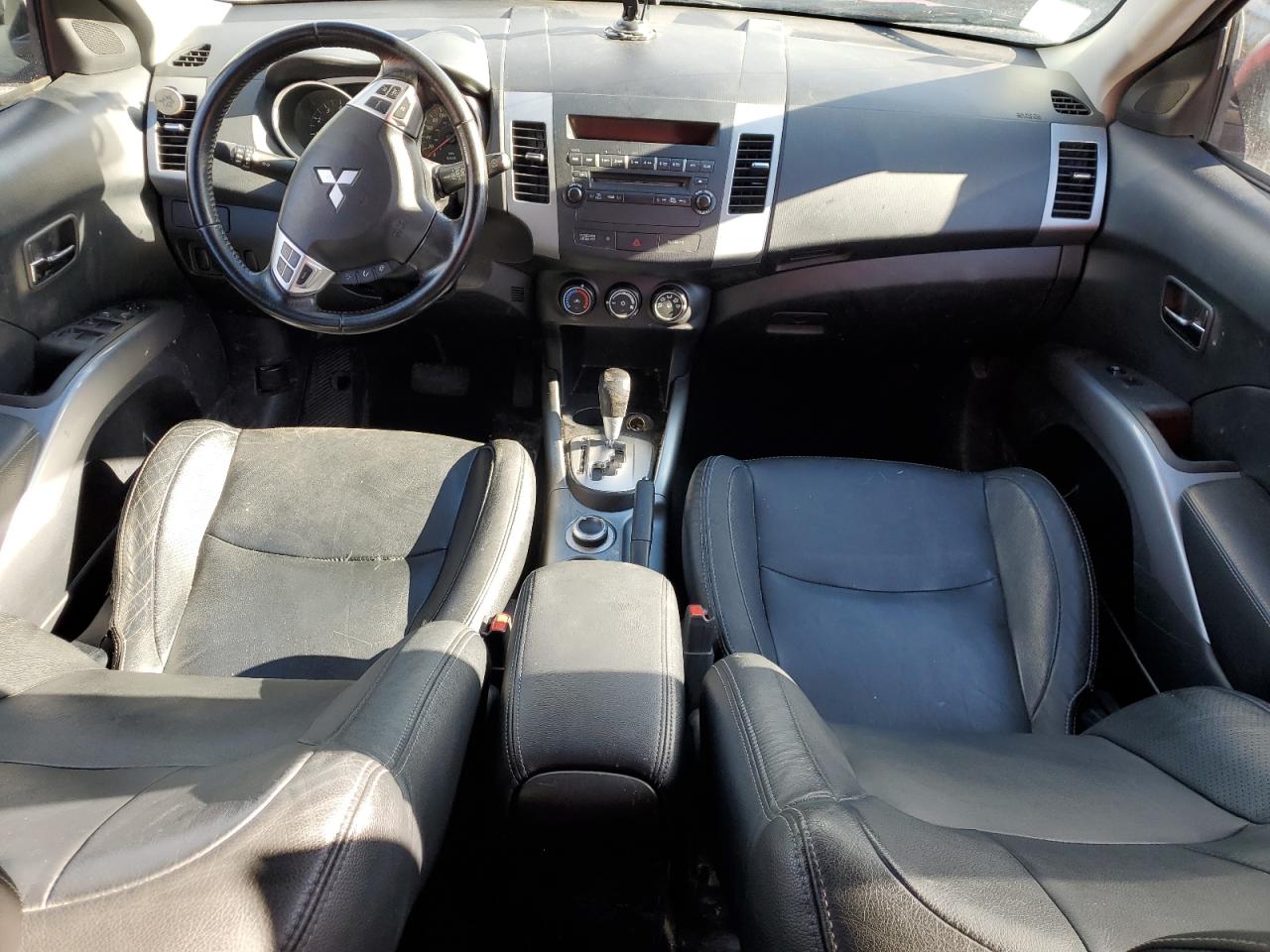 MITSUBISHI OUTLANDER ES