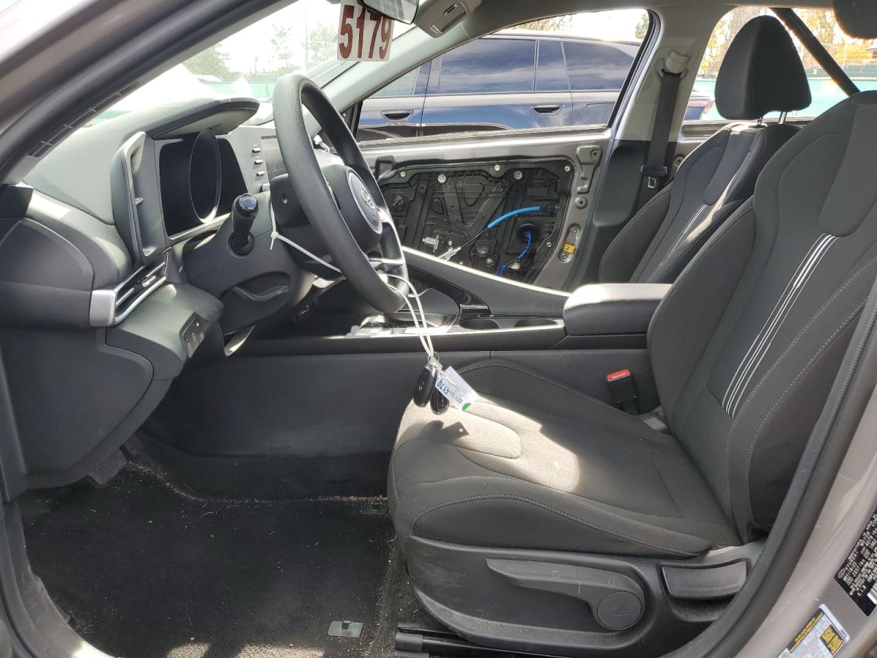 HYUNDAI ELANTRA BLUE