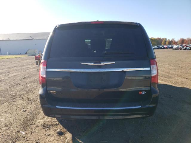 2013 CHRYSLER TOWN & COU #3301807332