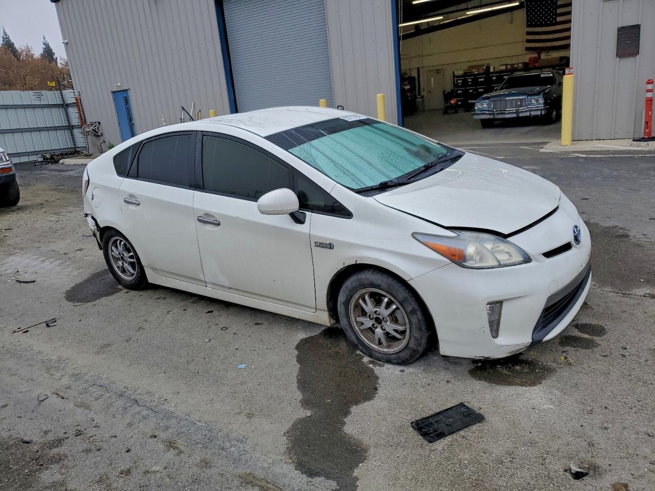 TOYOTA PRIUS PLUG