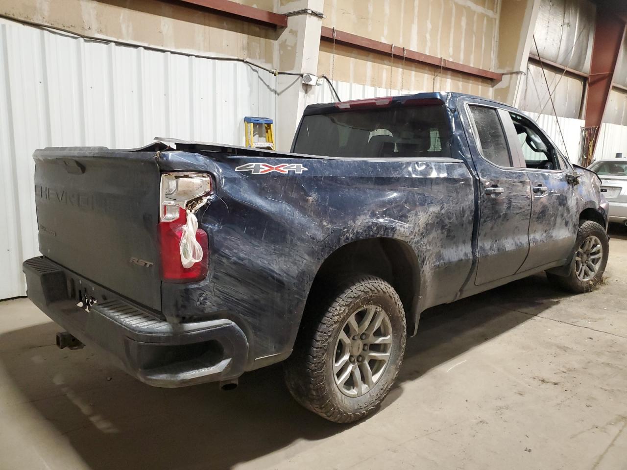 CHEVROLET SILVERADO K1500 RST