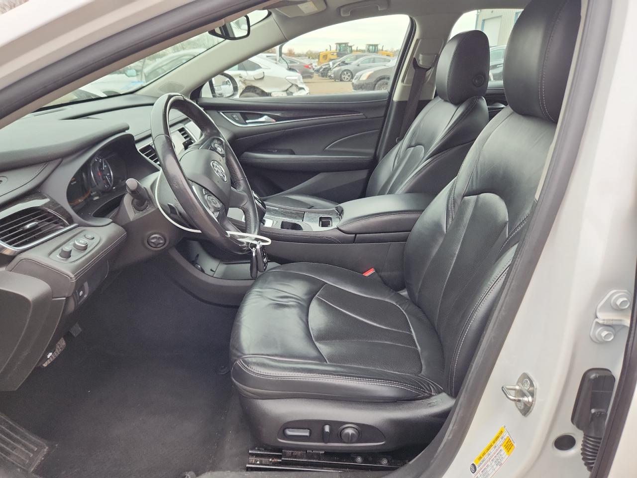 BUICK LACROSSE ESSENCE