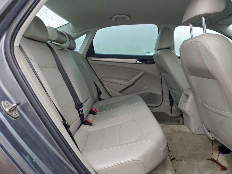 2015 VOLKSWAGEN PASSAT S #3304630970