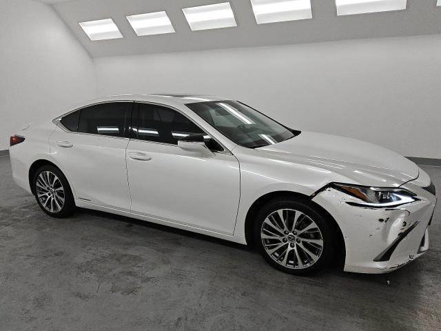 2021 LEXUS ES 300H #3304530463