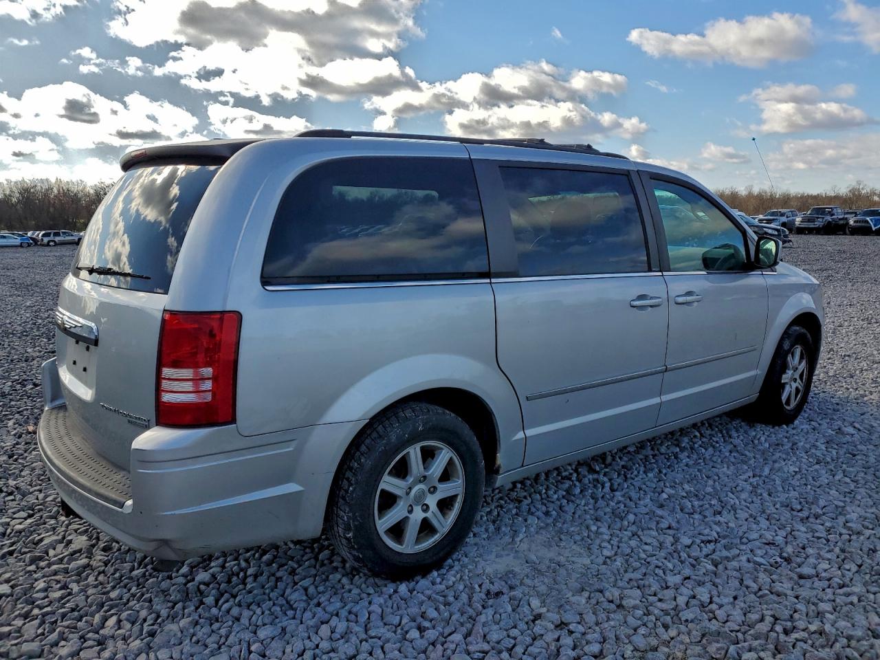 CHRYSLER TOWN & COUNTRY TOURING