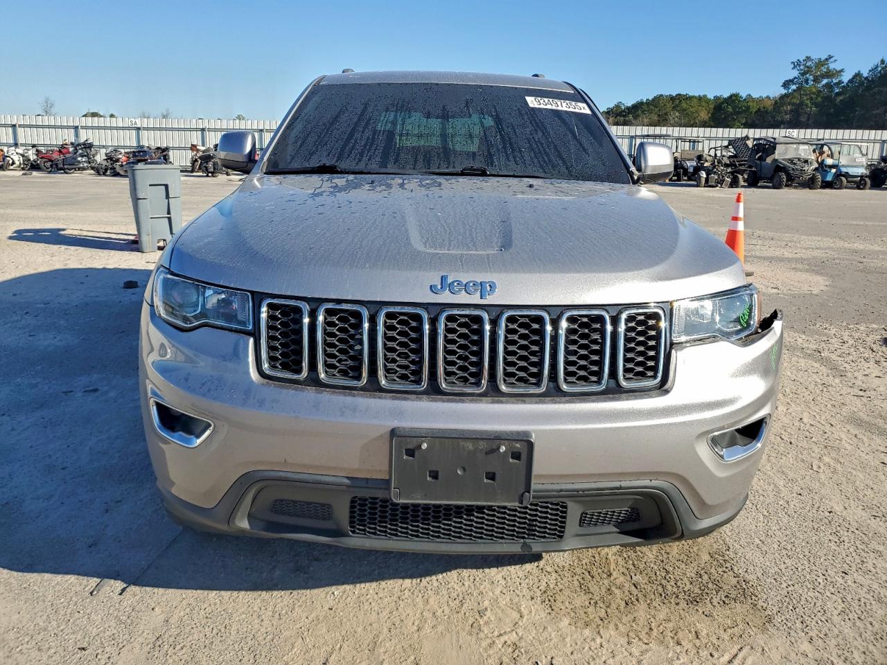 JEEP GRAND CHEROKEE LAREDO