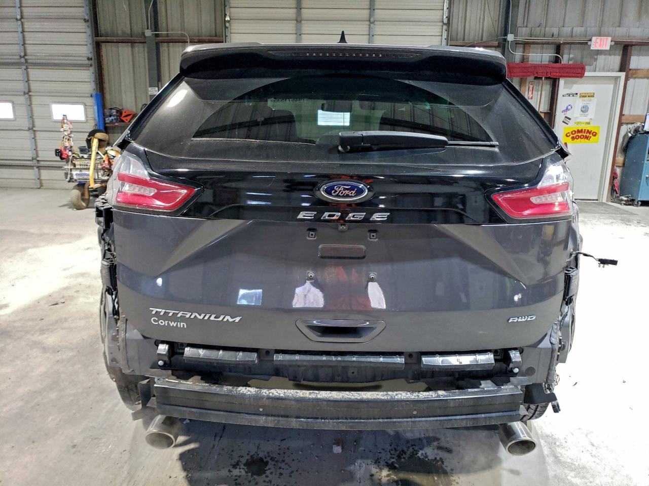 FORD EDGE TITANIUM