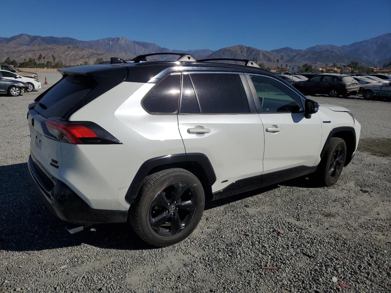 TOYOTA RAV4 XSE