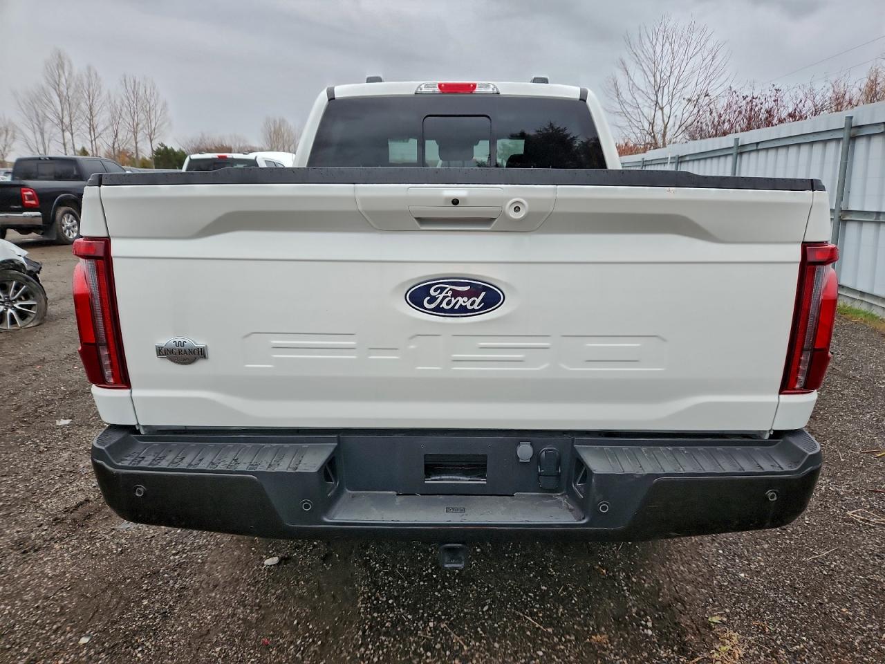 FORD F-150 KING RANCH