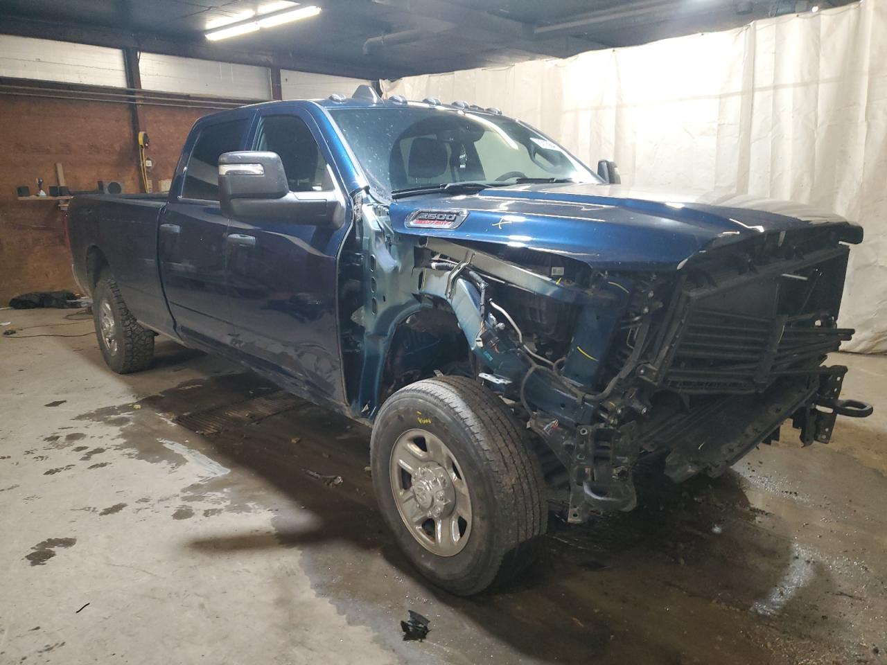 RAM 2500 TRADESMAN