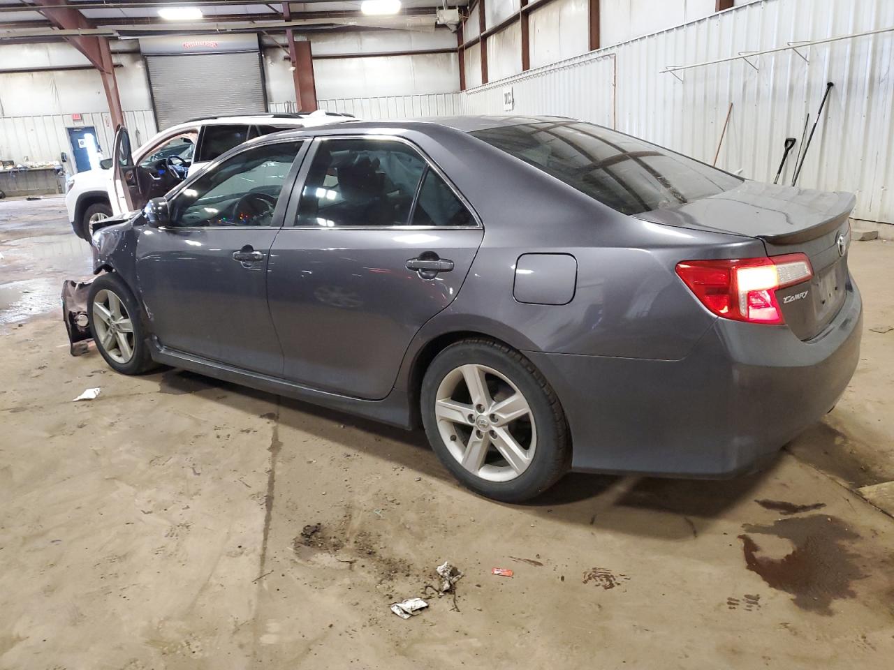 TOYOTA CAMRY L