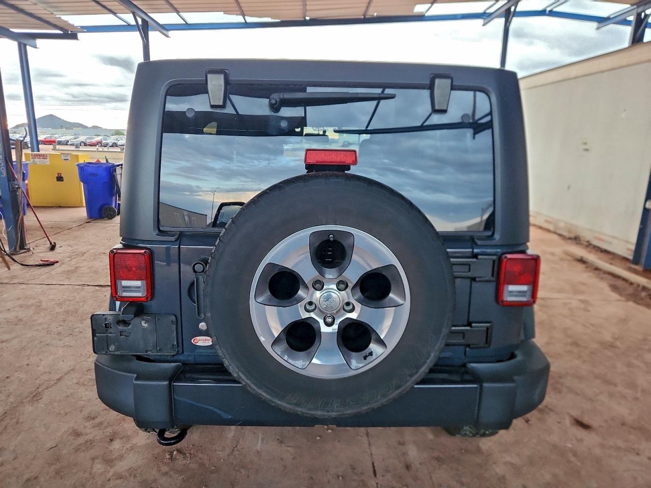 JEEP WRANGLER SAHARA