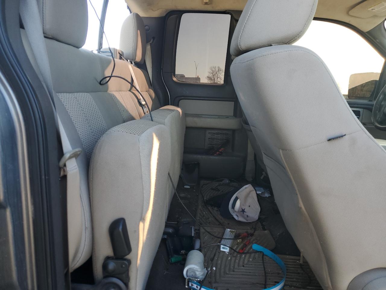 FORD F-150 SUPER CAB