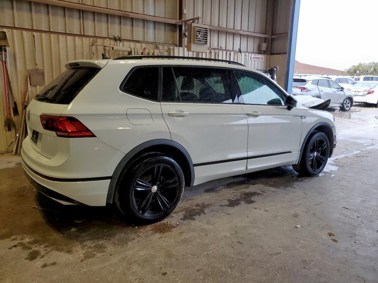 VOLKSWAGEN TIGUAN SE