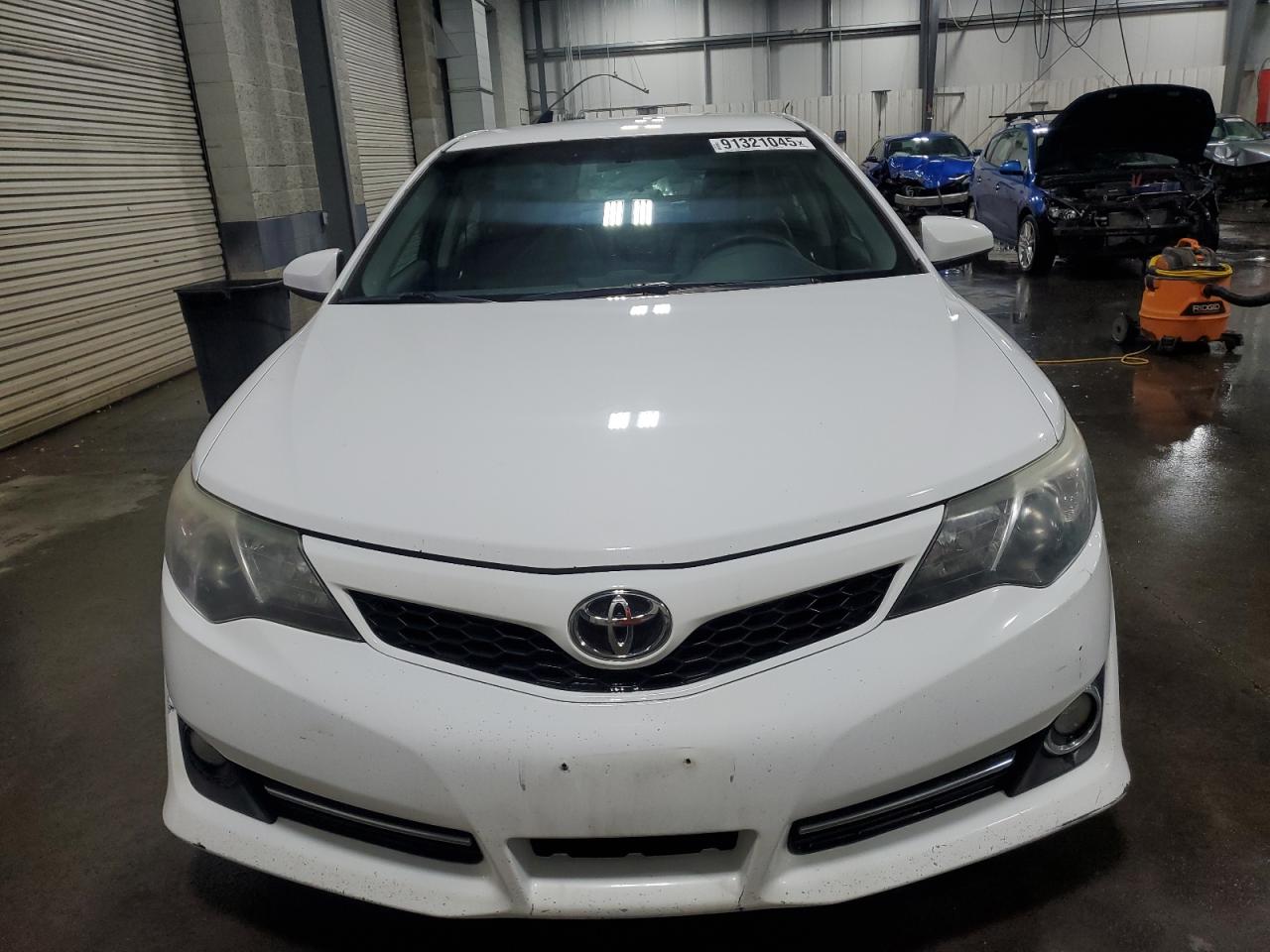 TOYOTA CAMRY L