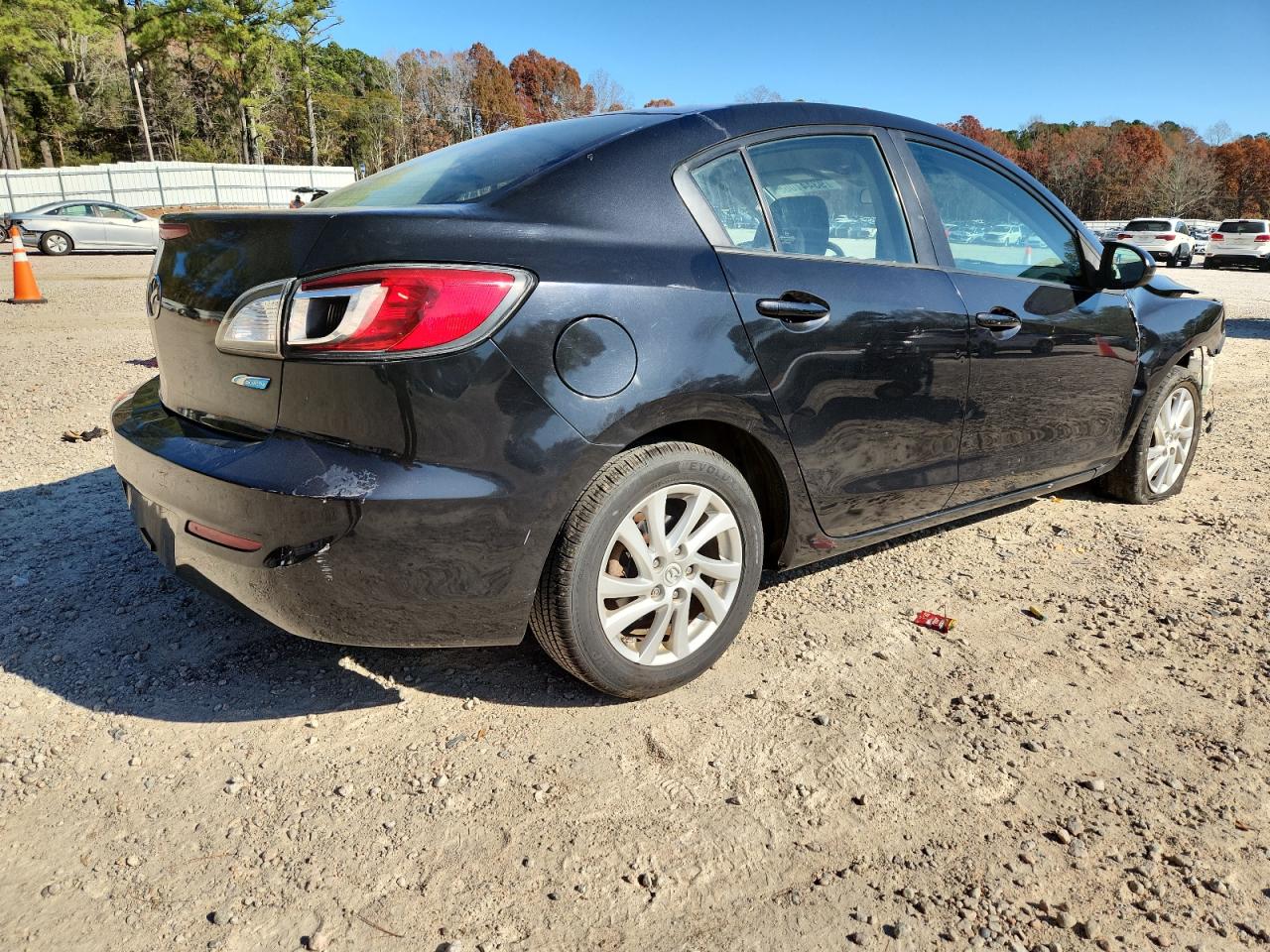 MAZDA 3 I