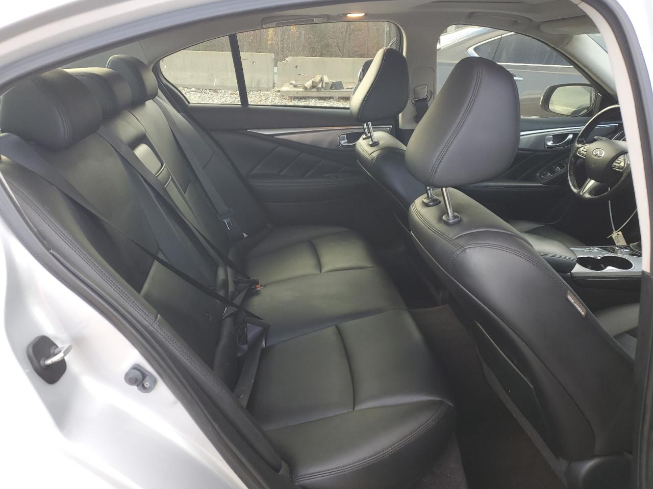 INFINITI Q50 BASE