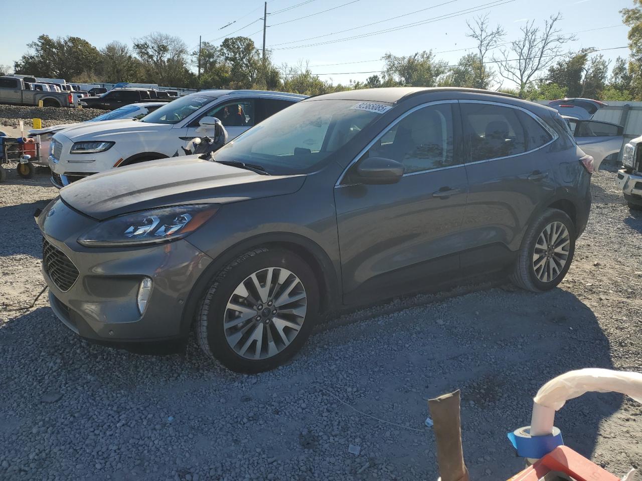 FORD ESCAPE TITANIUM