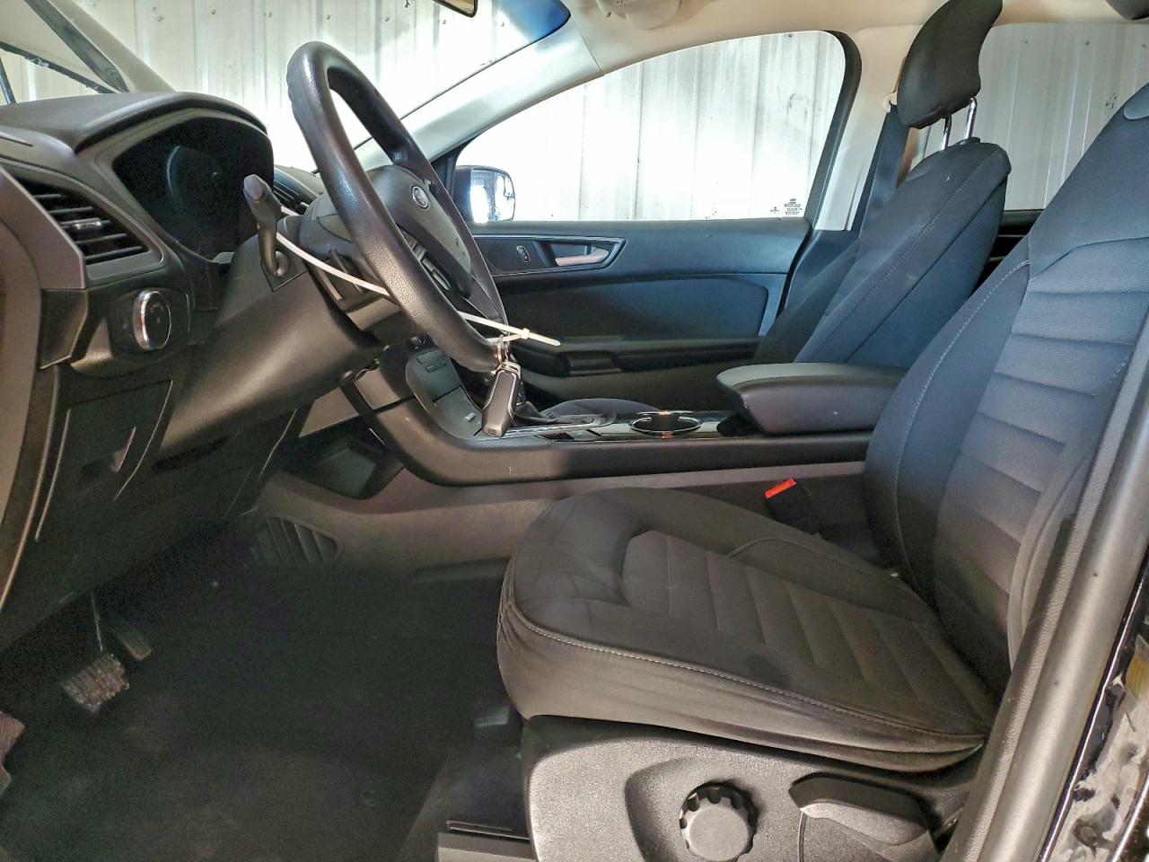 Lot #3309290617 2016 FORD EDGE SE