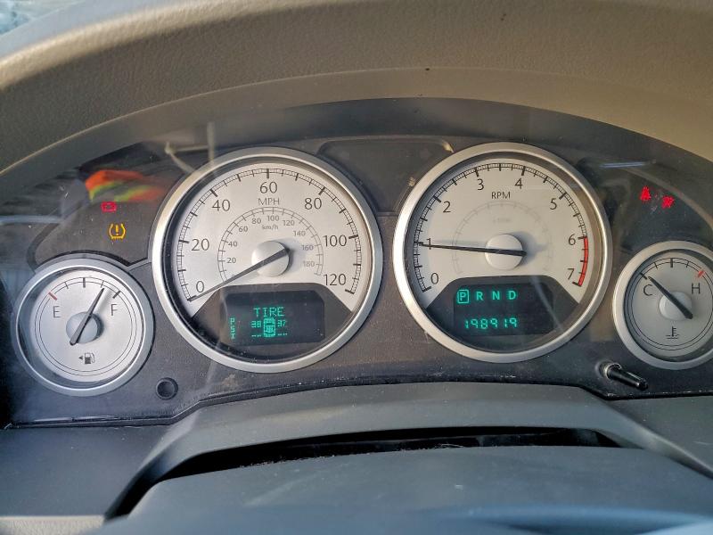 2008 CHRYSLER TOWN & COU #3304516571