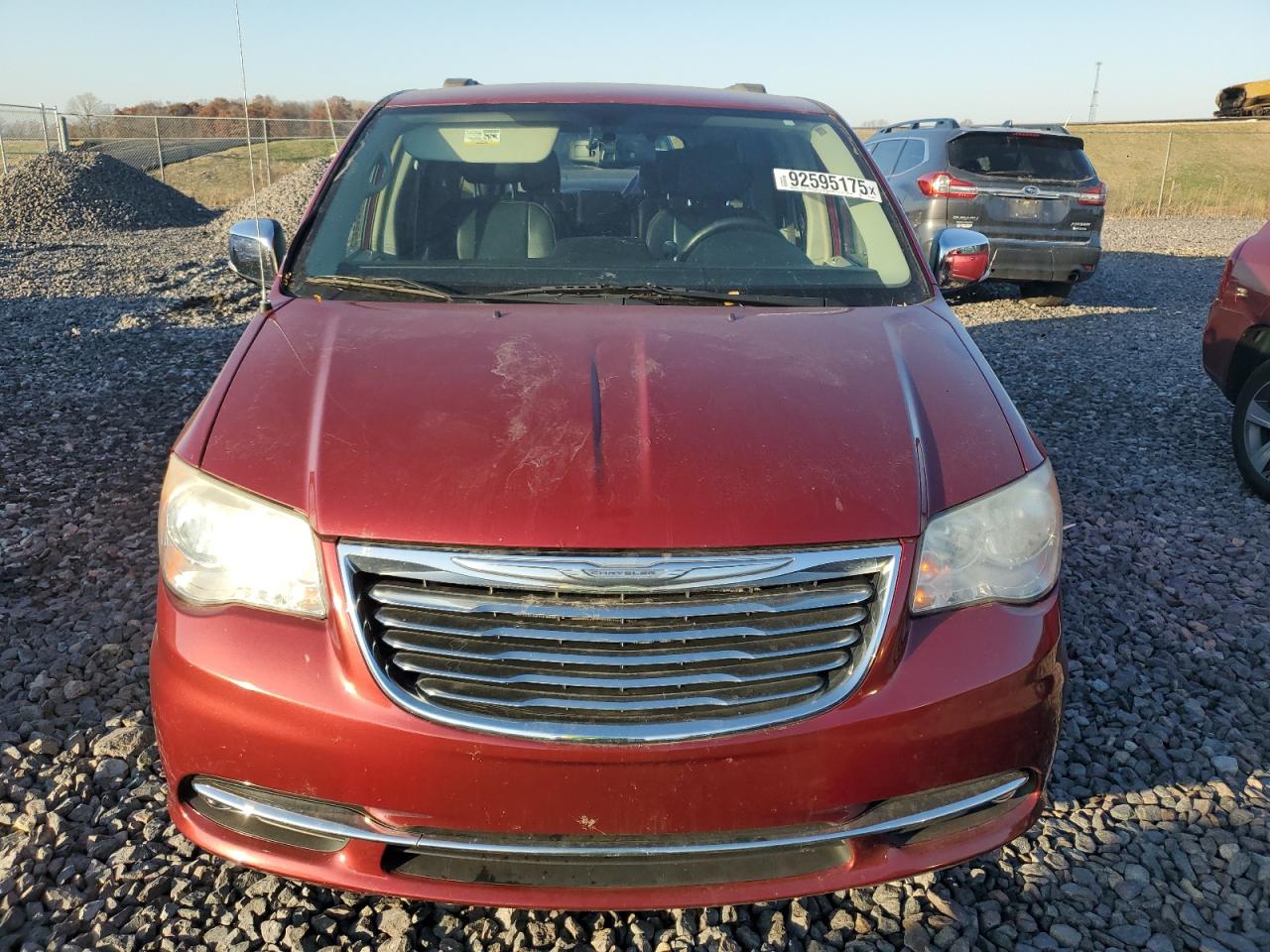 CHRYSLER TOWN & COUNTRY TOURING L