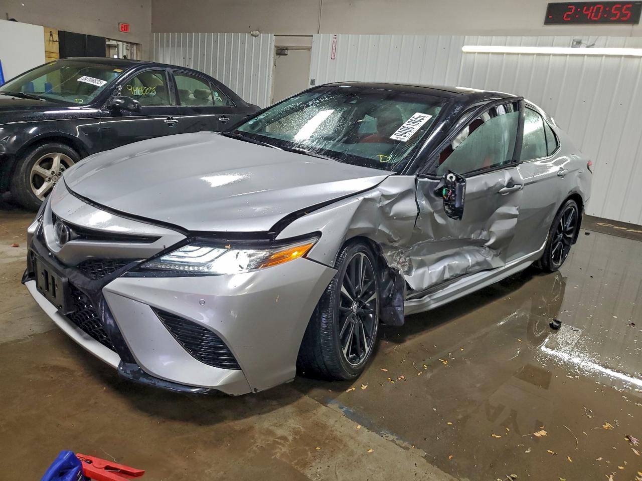 TOYOTA CAMRY XSE