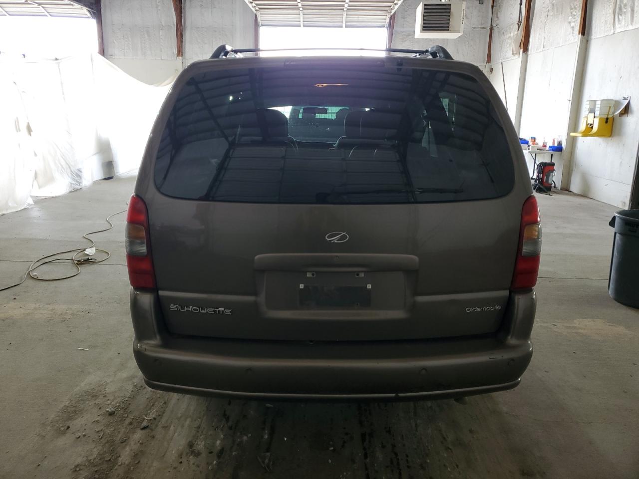 Lot #3287670060 2002 OLDSMOBILE SILHOUETTE