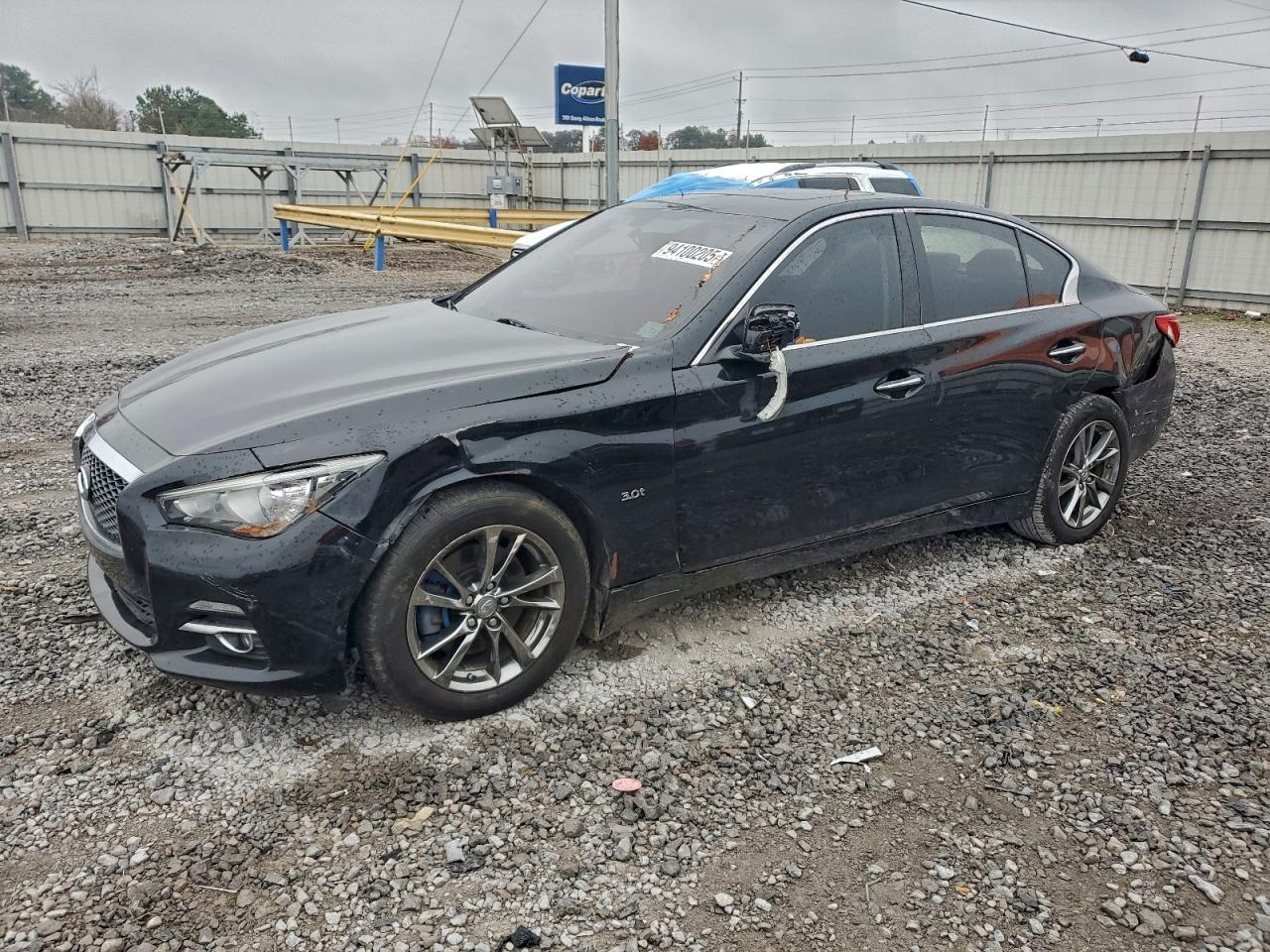 INFINITI Q50 PREMIUM