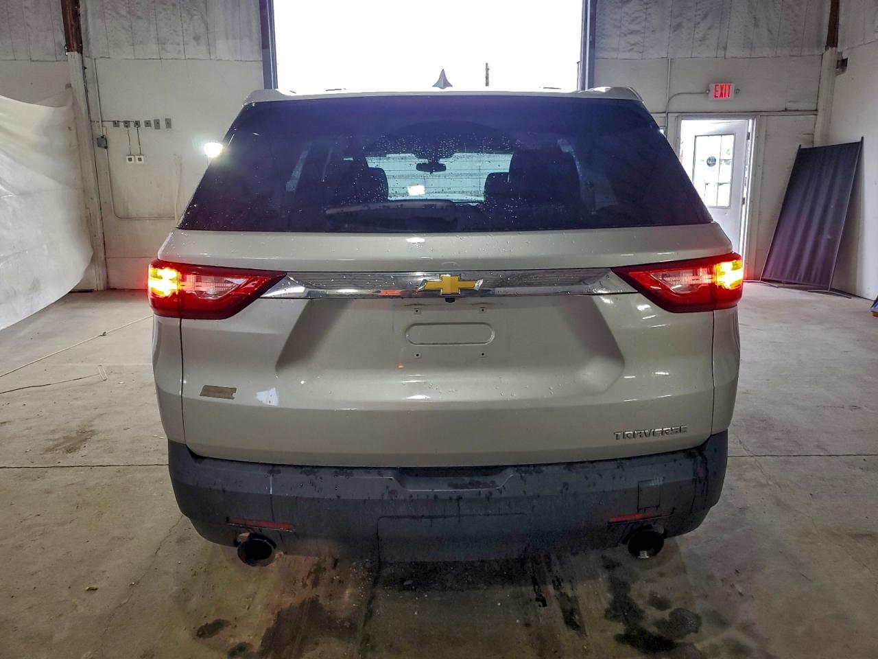 CHEVROLET TRAVERSE LS