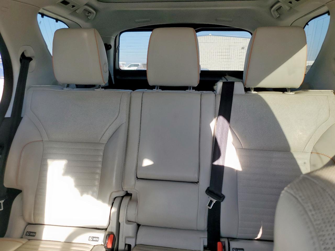 LAND ROVER DISCOVERY HSE LUXURY