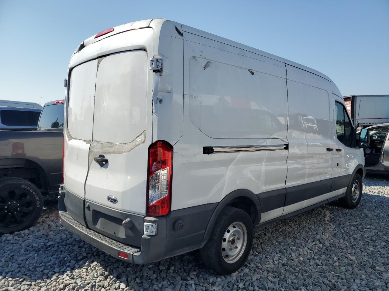 Lot #3302729088 2017 FORD TRANSIT