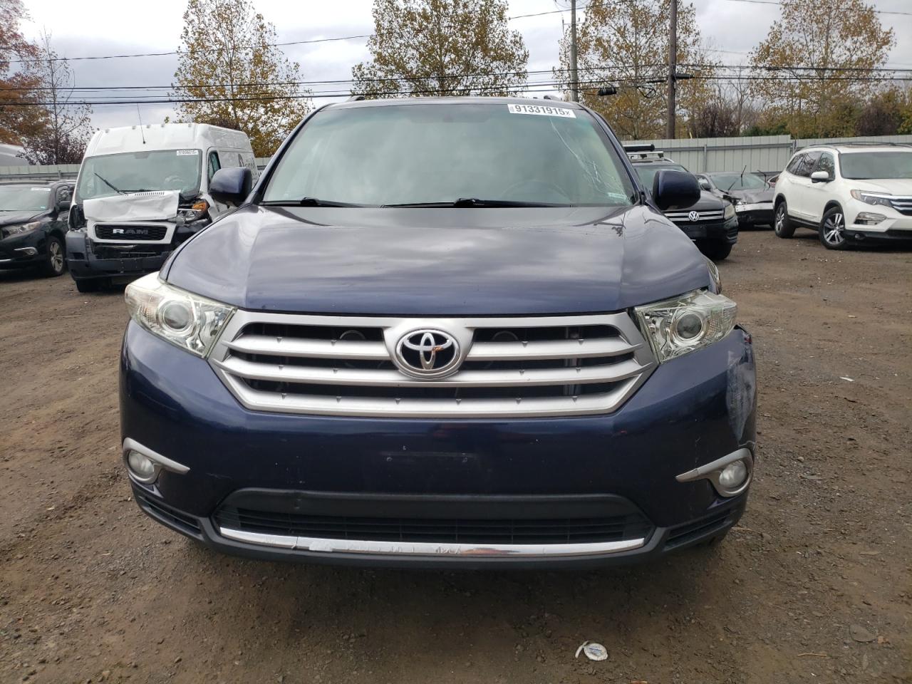 TOYOTA HIGHLANDER LIMITED