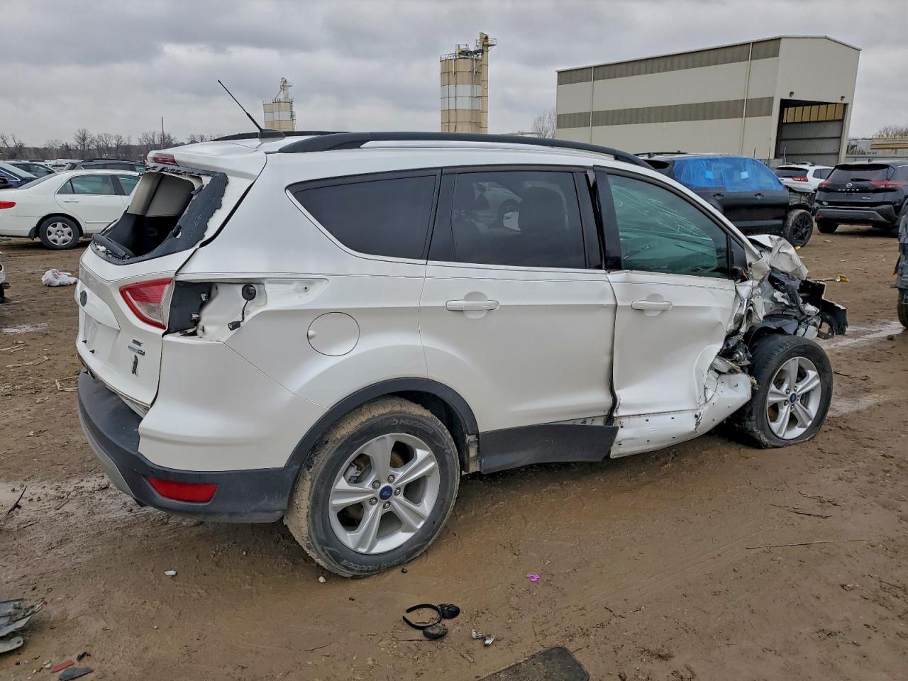 FORD ESCAPE SE