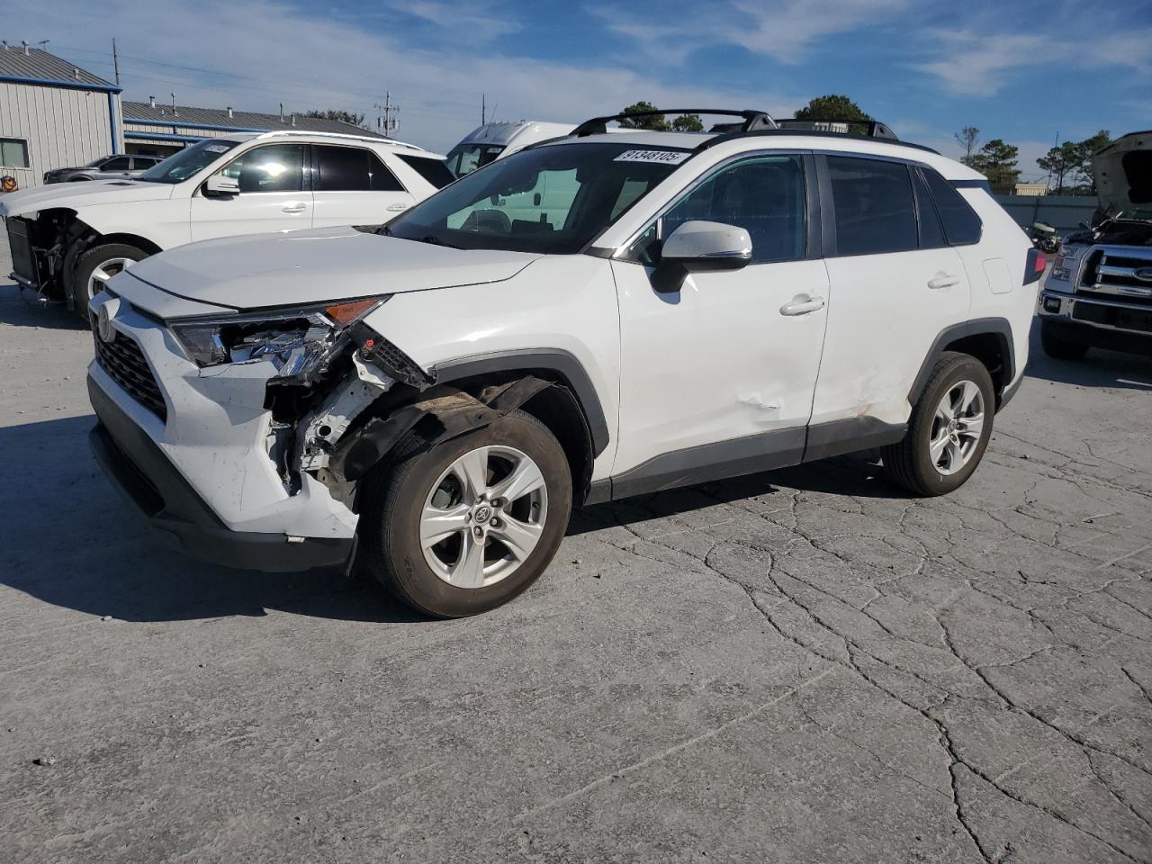 TOYOTA RAV4 XLE