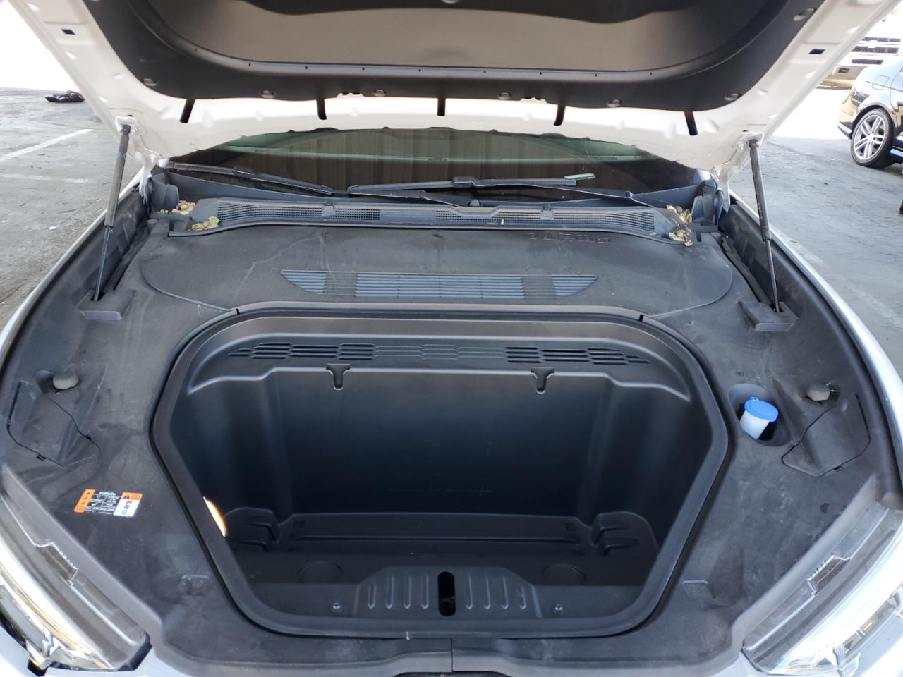 FORD MUSTANG PREMIUM