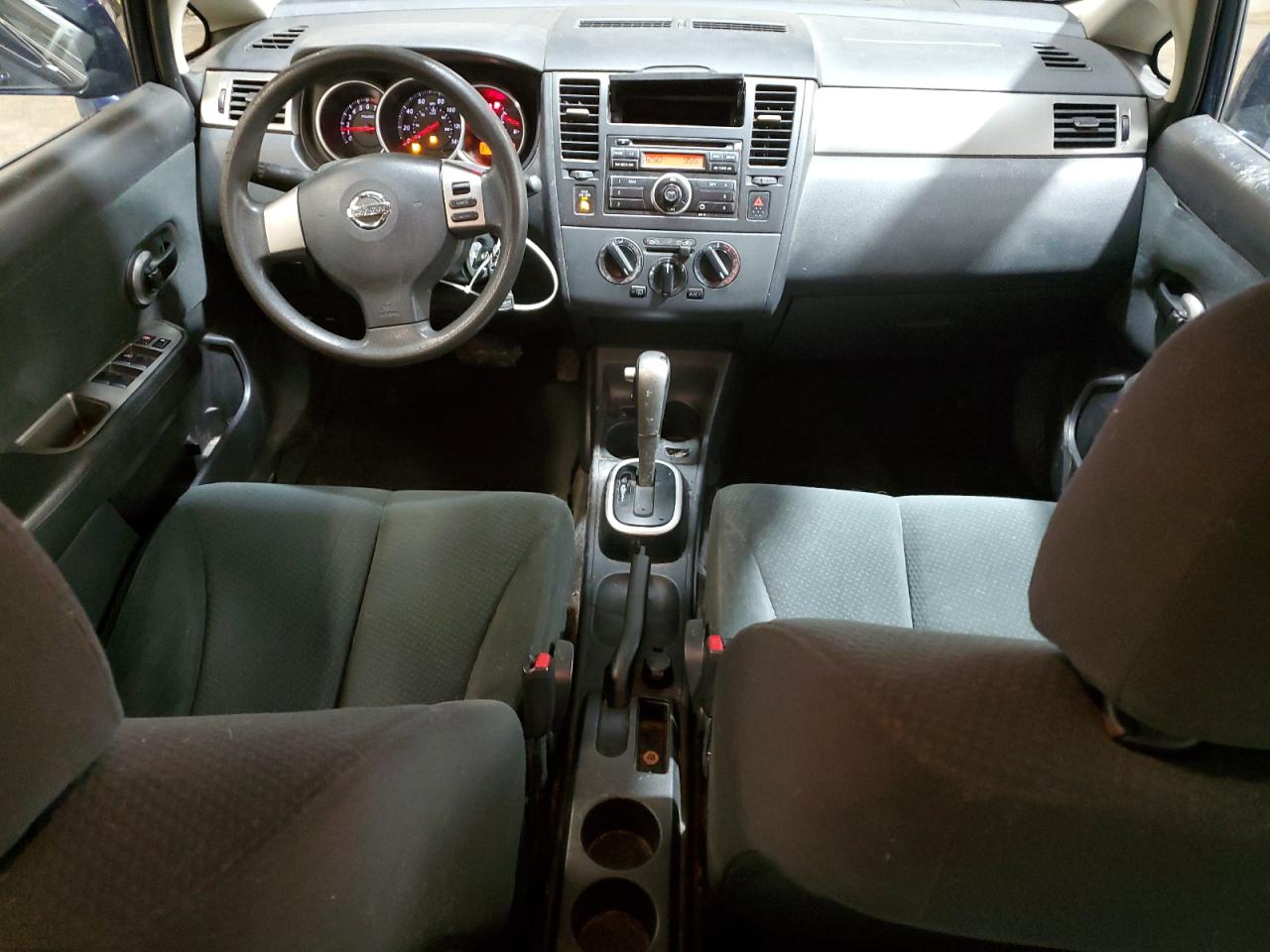 NISSAN VERSA S