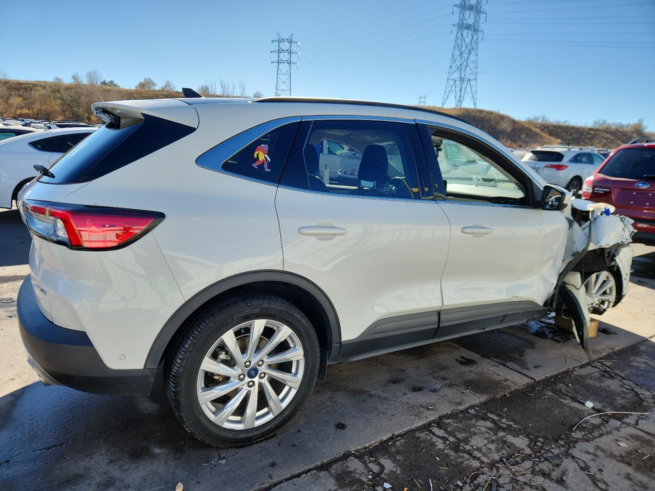 FORD ESCAPE TITANIUM