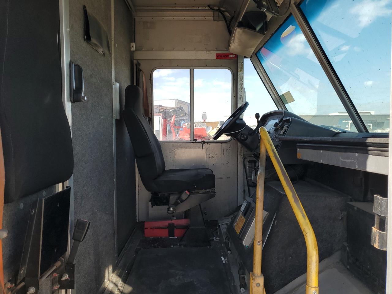 Lot #3287584028 2010 FORD E450