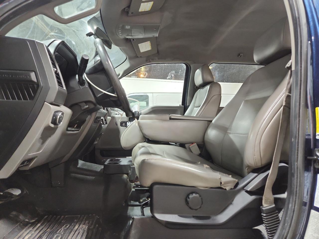 FORD F-250 SUPER DUTY