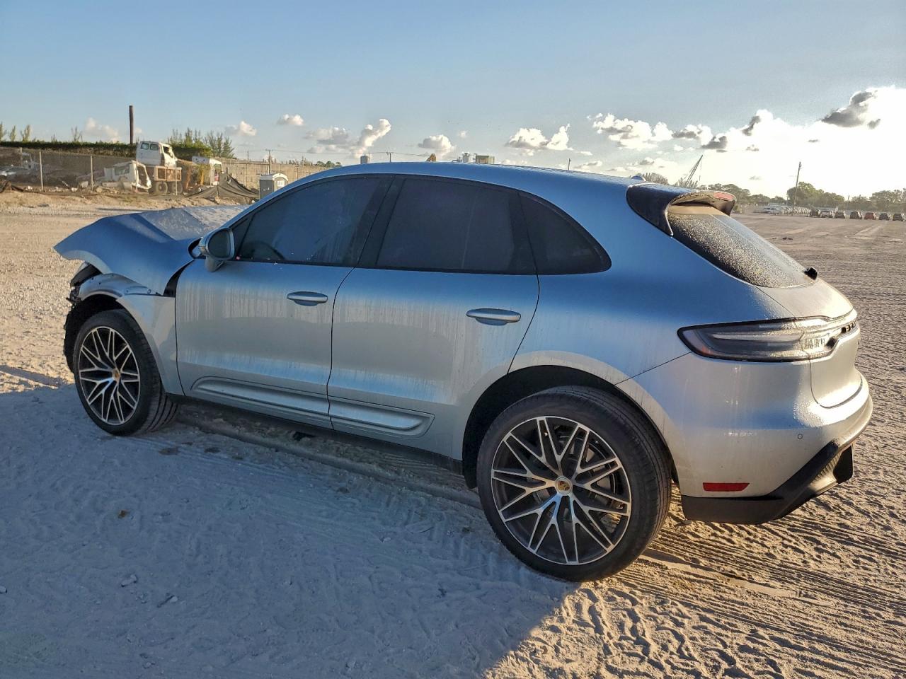 Lot #3315925099 2023 PORSCHE MACAN BASE