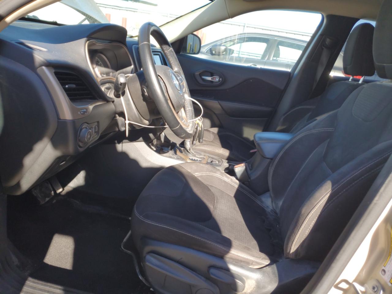 JEEP GRAND CHEROKEE LATITUDE