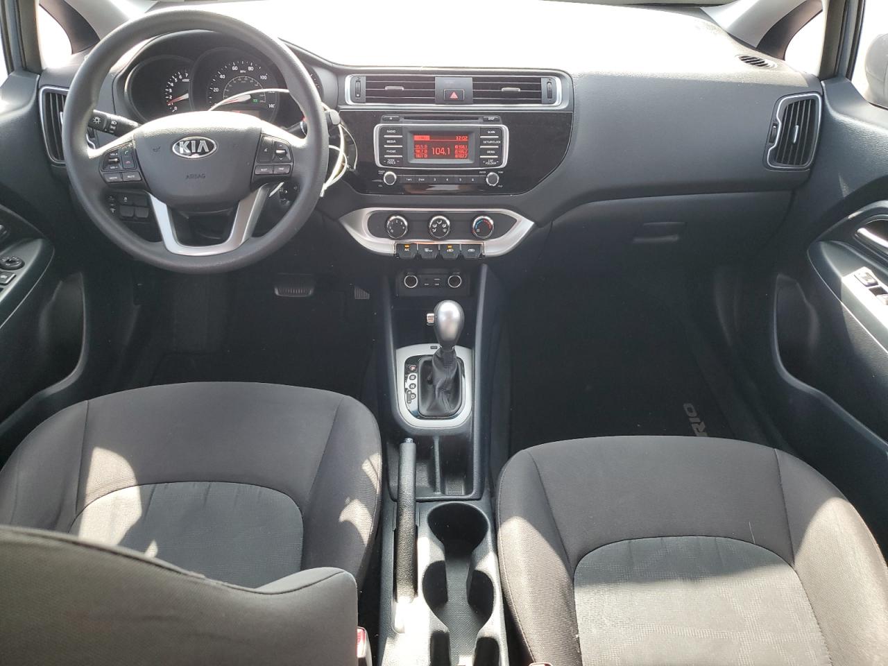 KIA RIO LX