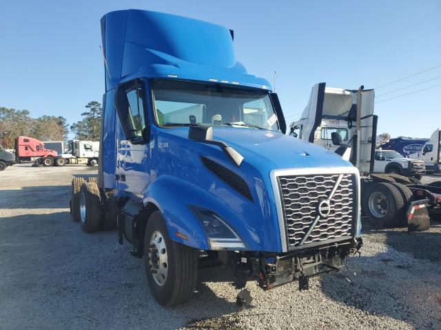 Global Auto Auctions: 2024 VOLVO VN VNL