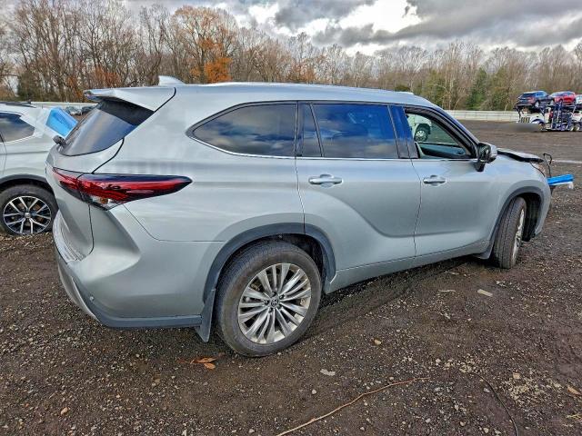 2024 TOYOTA HIGHLANDER #3301750387