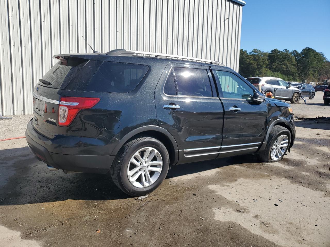 FORD EXPLORER XLT