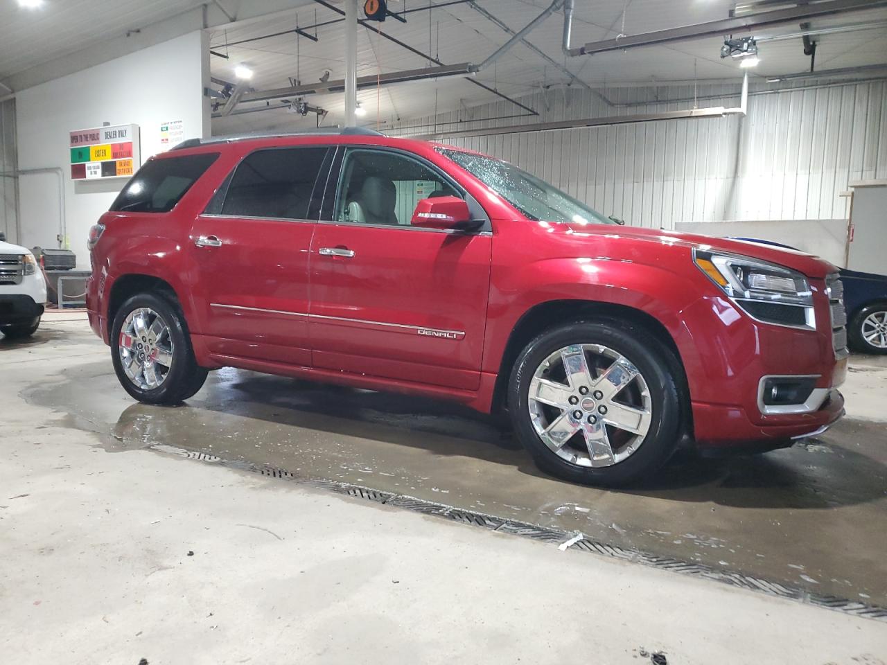 GMC ACADIA DENALI