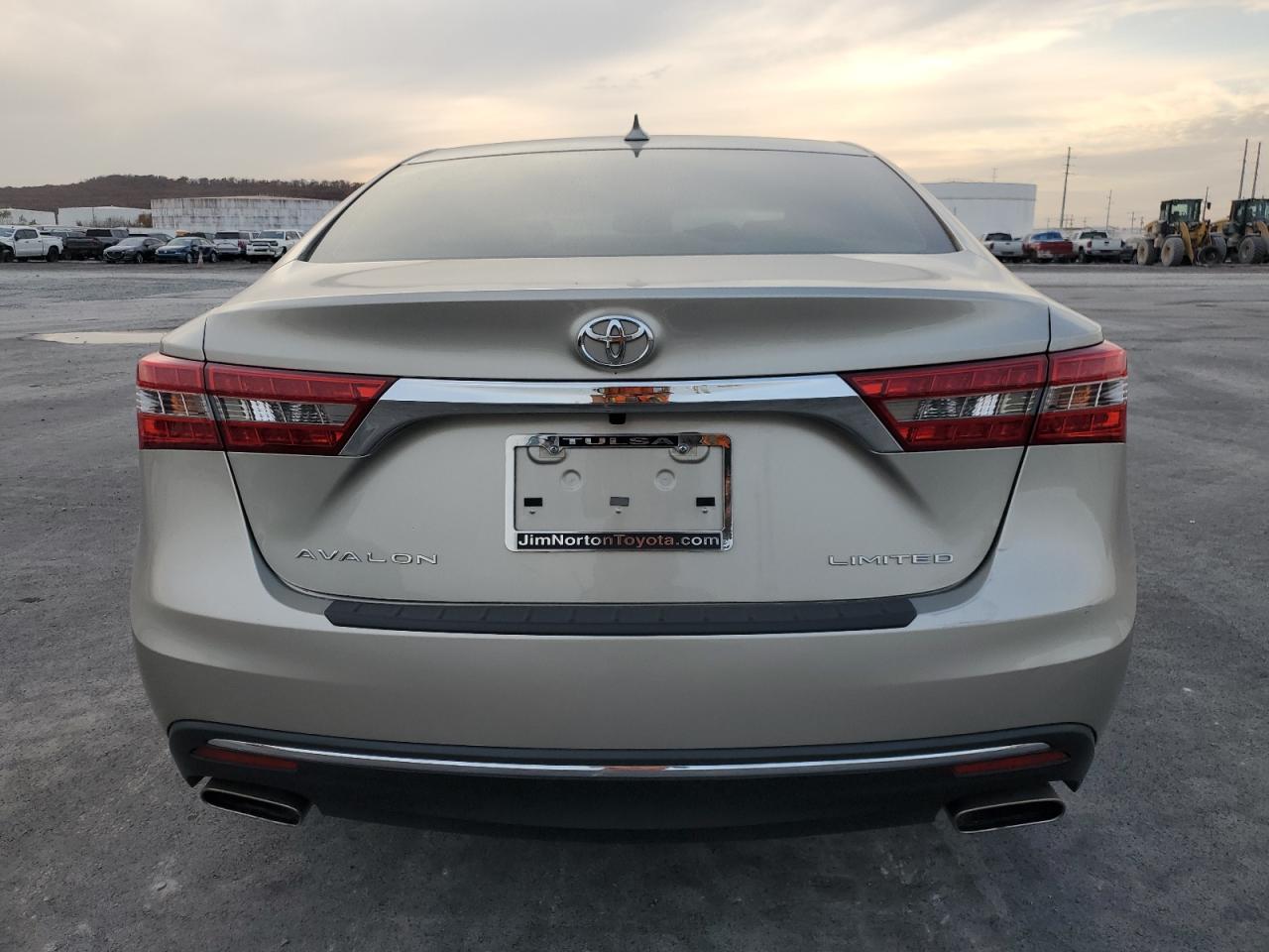 TOYOTA AVALON XLE