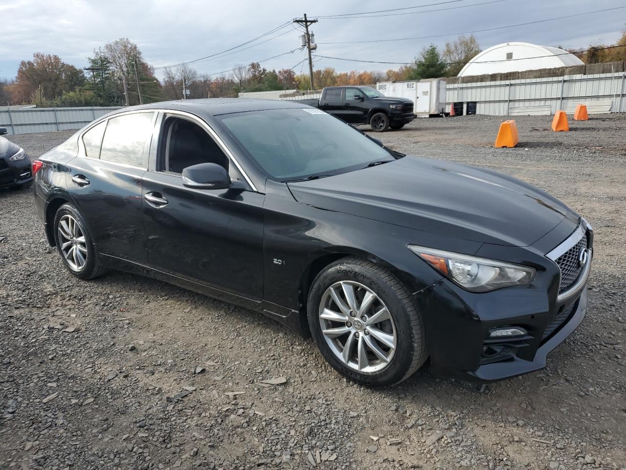 INFINITI Q50 BASE